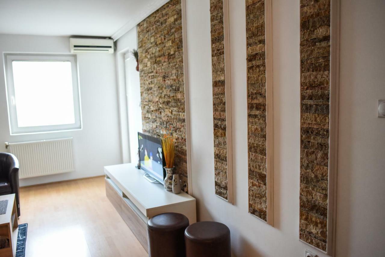 Victoria Apartment - Excellent Choice - Near Center سكوبجي المظهر الخارجي الصورة