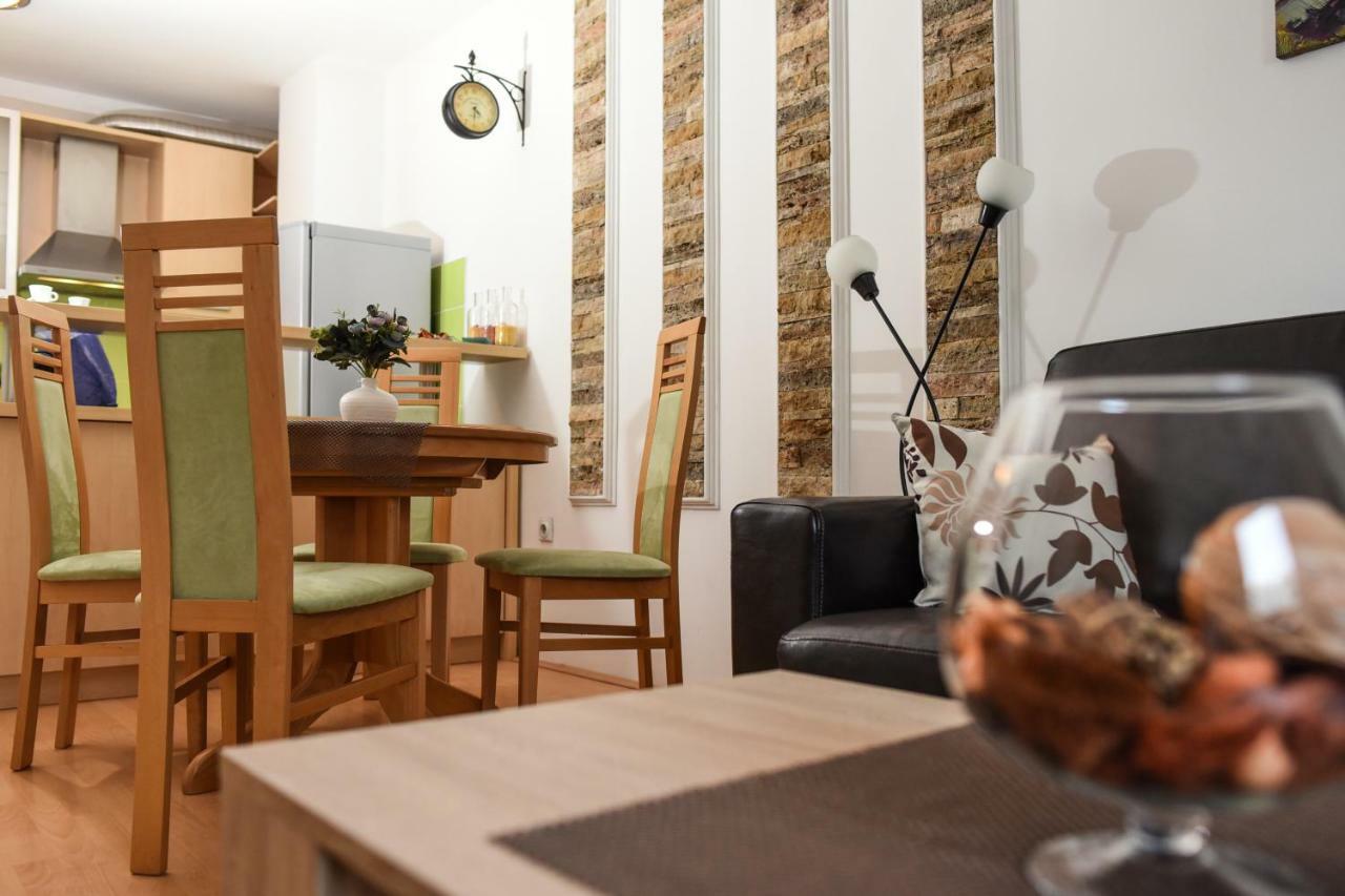 Victoria Apartment - Excellent Choice - Near Center سكوبجي المظهر الخارجي الصورة