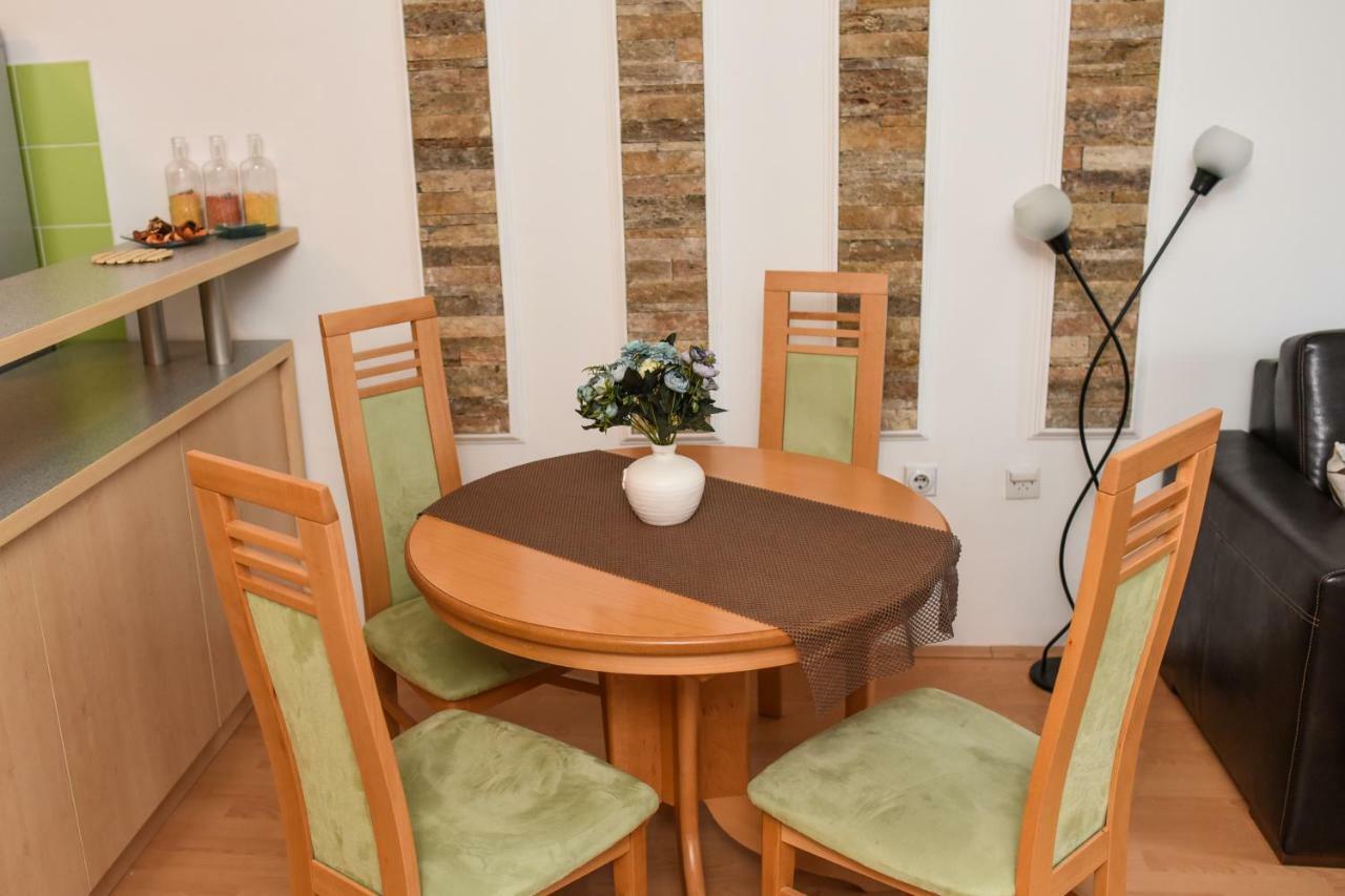 Victoria Apartment - Excellent Choice - Near Center سكوبجي المظهر الخارجي الصورة